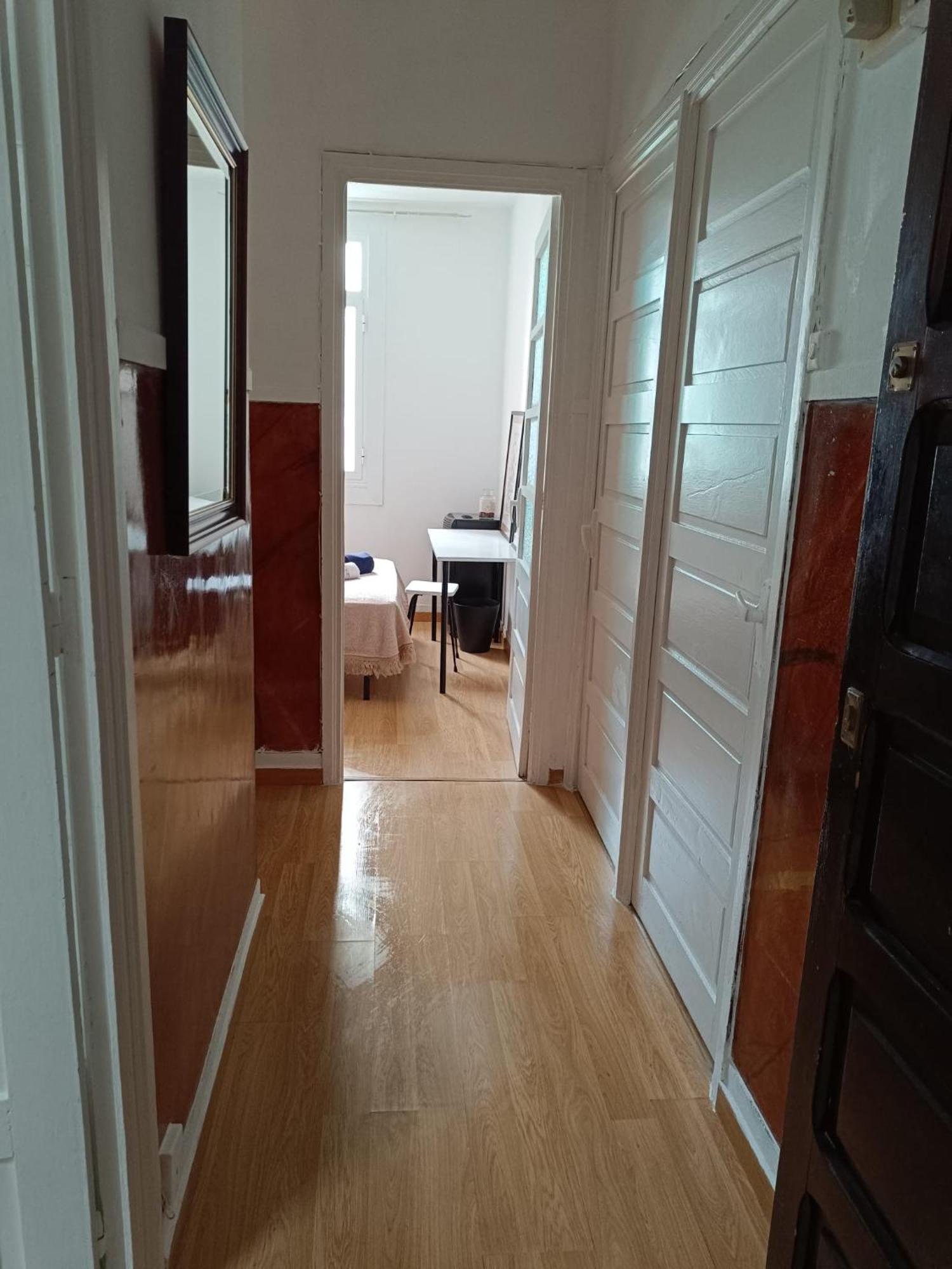 Апартаменти Piso Antiguo, Muebles Viejos, Muy Sencillo, Alquilado En Invierno A Estudiantes, Sin Ascensor, Cocina Antigua A Gas, Edificio Muy Antiguo А-Корунья Екстер'єр фото